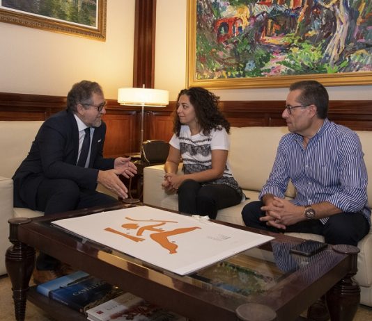 La Diputació de Castelló i l’alcaldessa de Sant Mateu remarquen la importància de les capitals de comarca en el problema de la despoblació