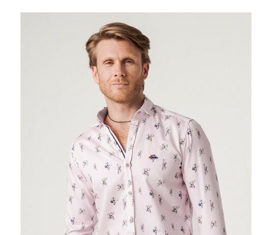 camisa slim fit perros y rayas rosas