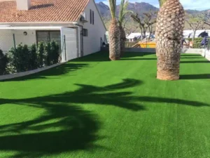 instalación de césped artificial en Valencia jardines terrazas y piscinas