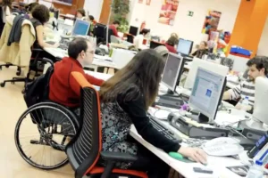 Ivacei-y-70-becas-para-el-extranjero